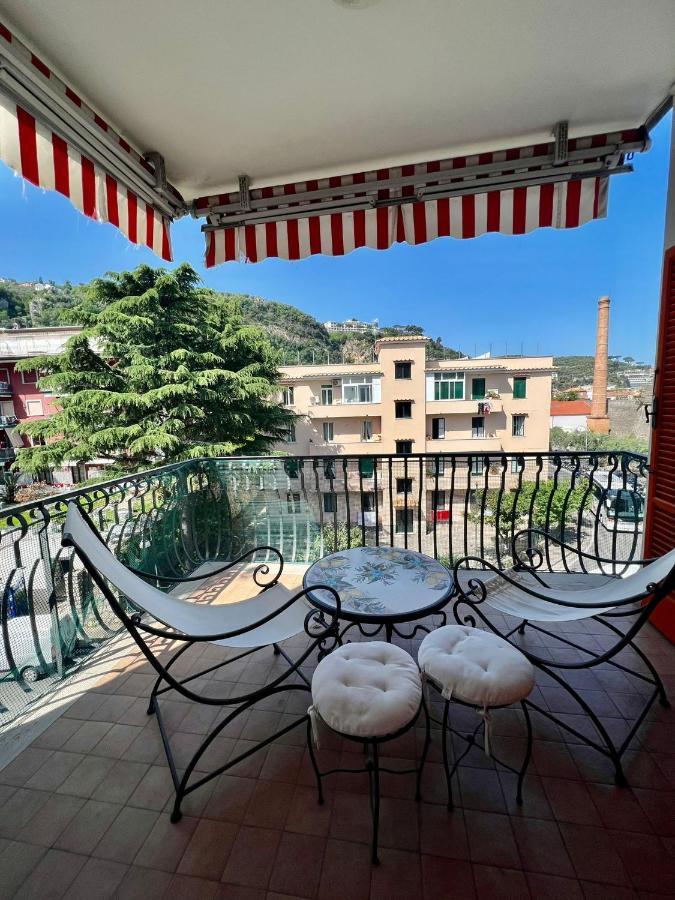 Short-Lets D33, Part Of The House Is Available For Short-Term Rentals In Sorrento Center Ngoại thất bức ảnh